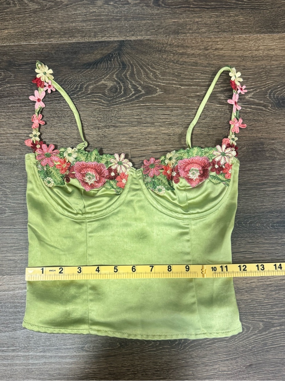 Princess Polly Enchante To Meet You Green Floral Embroidered Satin Cami Top Sz 0 - Picture 10 of 15